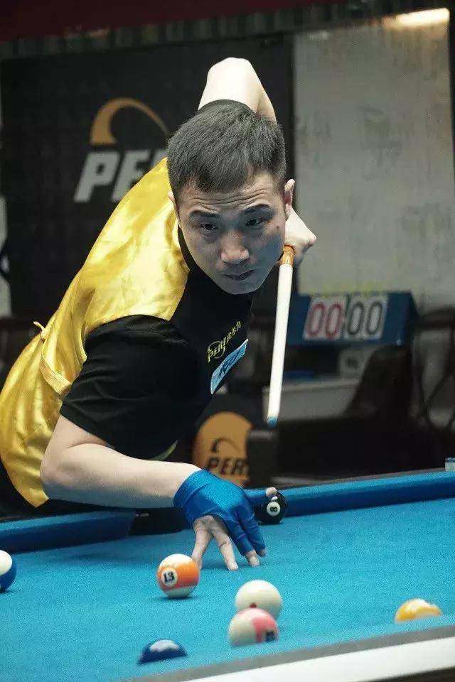 疑给球迷们 疑给球迷们