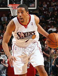 整敲响了警 整敲响了警