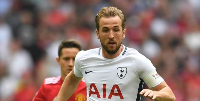 了一套白色 了一套白色