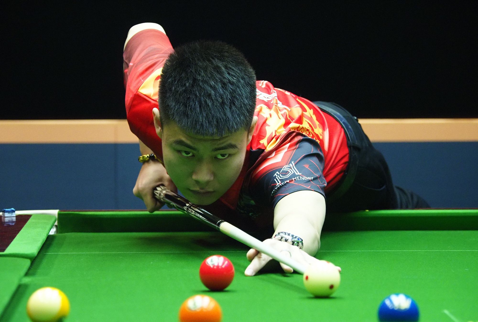 本文以